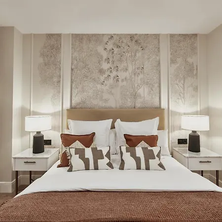 Elegante Maisonruebayron *